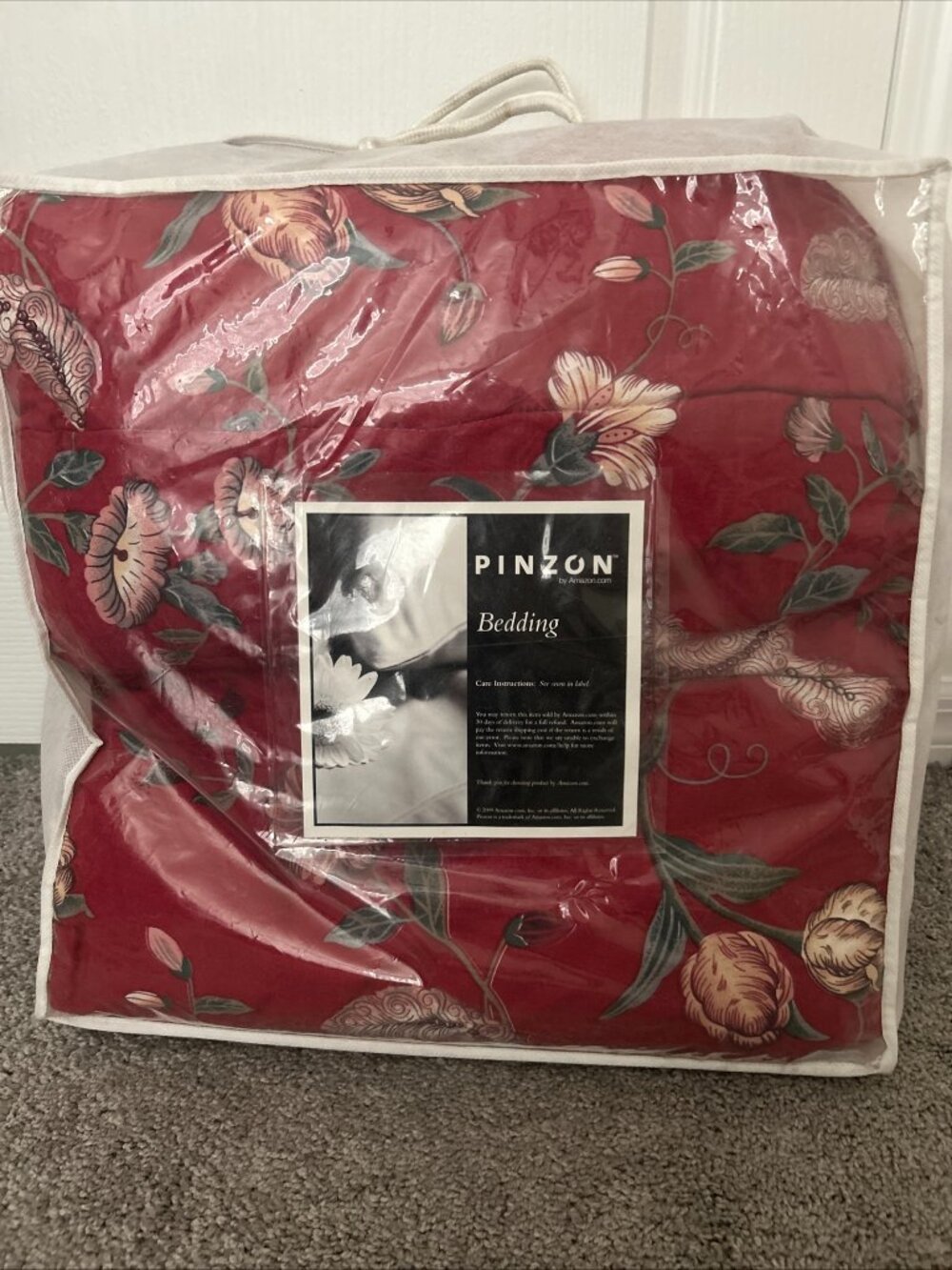 2009 Pinzon Comforter Queen Microplush Red Floral Reversible Bedding